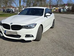 Weiß Gebraucht 2016 BMW 318 Gran Turismo M Sport Coupé | 16.000 €