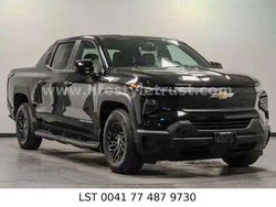 Schwarz Gebraucht 2024 Chevrolet Silverado SUV | 58.266 € (Etwas zu teuer)