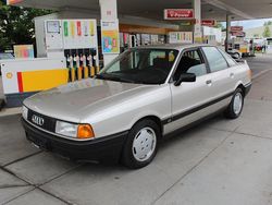 Grau Gebraucht 1988 Audi 80 Kleinwagen | 2.499 €