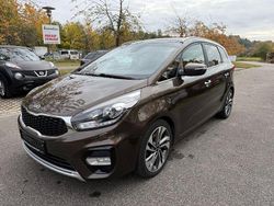 Braun Gebraucht 2017 Kia Carens 2 Van / Kleinbus | 9.490 € (Superpreis)