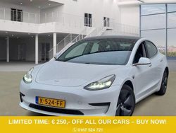 Weiß Gebraucht 2020 Tesla Model 3 Standard Range Limousine | 19.900 € (Guter Preis)
