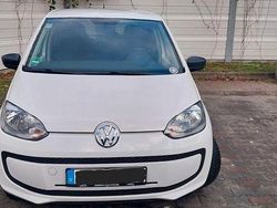 Weiß Gebraucht 2015 VW up! Kleinwagen | 4.500 € (Guter Preis)