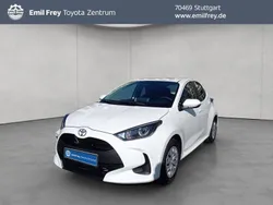Schneeweiß Neu 2025 Toyota Yaris Hybrid Business Edition Limousine | 22.690 € (Fairer Preis)