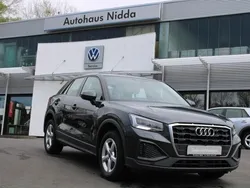 Grau Gebraucht 2023 Audi Q2 Comfort SUV | 23.449 € (Fairer Preis)