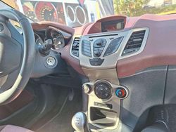 Blau Gebraucht 2009 Ford Fiesta Trend Kleinwagen | 3.600 € (Fairer Preis)