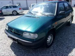 Grün Gebraucht 1997 Skoda Felicia Kleinwagen | 600 €