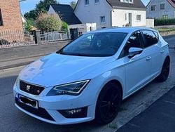 Weiß Gebraucht 2015 Seat Leon FR Kombi | 9.200 € (Guter Preis)