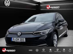 Deep black perleffekt Gebraucht 2024 VW Golf VIII Move Limousine | 23.970 € (Fairer Preis)
