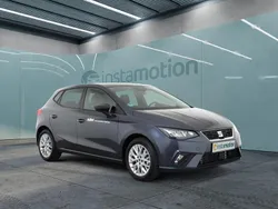 Grau Gebraucht 2024 Seat Ibiza FR SUV | 23.601 € (Etwas zu teuer)
