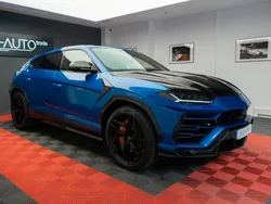 Blau Gebraucht 2020 Lamborghini Urus SUV | 272.510 €