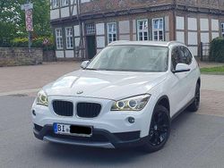 Weiß Gebraucht 2012 BMW X1 Sport Line SUV | 8.900 € (Fairer Preis)