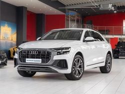 Gletscherweiss Gebraucht 2022 Audi Q8 S-Line SUV | 61.980 € (Superpreis)