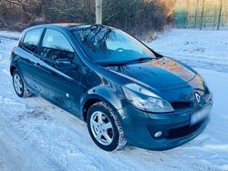 Grau Gebraucht 2006 Renault Clio III Dynamique Kleinwagen | 2.899 € (Fairer Preis)