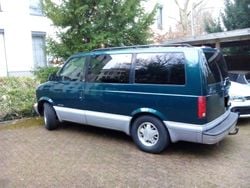 Grün Gebraucht 1997 Chevrolet Astro Van / Kleinbus | 2.390 €