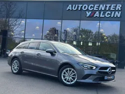 Selenitgrau metallic Gebraucht 2022 Mercedes CLA200 Kombi | 25.890 € (Guter Preis)