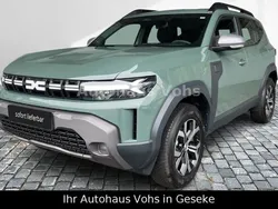 Grau Gebraucht 2025 Dacia Duster Expression SUV | 28.470 € (Etwas zu teuer)