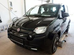 Schwarz Gebraucht 2023 Fiat Panda Cross Cross Kleinwagen | 12.999 € (Fairer Preis)