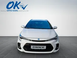 Weiß Gebraucht 2024 Suzuki Swace Comfort+ Limousine | 29.990 € (Teuer)