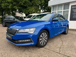 Blau Gebraucht 2021 Skoda Superb Limousine | 16.490 € (Fairer Preis)