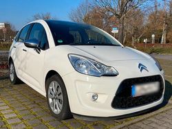 Weiß Gebraucht 2013 Citroën C3 Kleinwagen | 3.900 € (Etwas zu teuer)