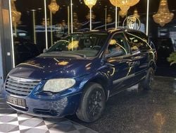 Blau Gebraucht 2006 Chrysler Voyager Van / Kleinbus | 2.199 € (Fairer Preis)