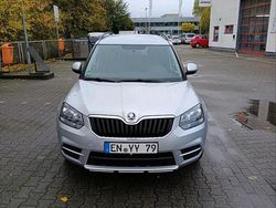 Silber Gebraucht 2014 Skoda Yeti Active SUV | 7.900 € (Fairer Preis)