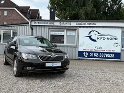 Braun Gebraucht 2014 Skoda Superb Ambition Kombi | 7.490 € (Guter Preis)