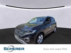 Deep black perleffekt Gebraucht 2022 VW T-Cross Style SUV | 22.930 € (Fairer Preis)