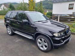 Schwarz Gebraucht 2006 BMW X5 SUV | 7.500 € (Etwas zu teuer)