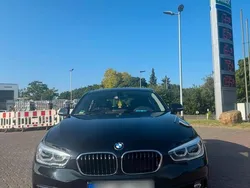 Schwarz Gebraucht 2018 BMW 118 Sport Line Kleinwagen | 16.899 € (Fairer Preis)