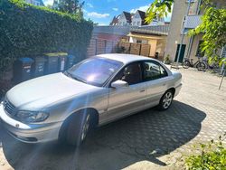 Silber Gebraucht 2001 Opel Omega Limousine | 2.500 € (Etwas zu teuer)