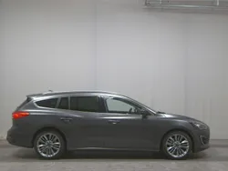 Grau Gebraucht 2019 Ford Focus Vignale Kombi | 12.980 € (Guter Preis)