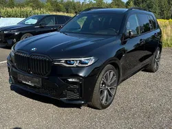 Schwarz Gebraucht 2020 BMW X7 M Sport SUV | 65.990 € (Fairer Preis)