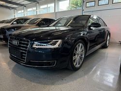 Blau Gebraucht 2015 Audi A8 Limousine | 32.500 € (Teuer)