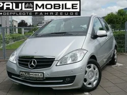 Silber metallic Gebraucht 2011 Mercedes A160 Limousine | 6.887 € (Etwas zu teuer)