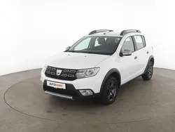Weiß Gebraucht 2018 Dacia Sandero Celebration Kleinwagen | 9.350 € (Fairer Preis)