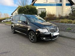 Schwarz Gebraucht 2009 VW Touran R Van / Kleinbus | 3.800 € (Fairer Preis)