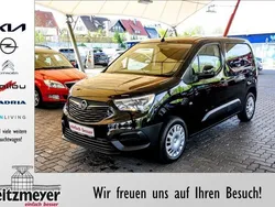 Schwarz Gebraucht 2020 Opel Combo Edition Van / Kleinbus | 13.566 € (Fairer Preis)