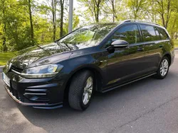 Schwarz Gebraucht 2019 VW Golf VII R-line Kombi | 11.000 € (Superpreis)