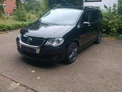 Schwarz Gebraucht 2007 VW Touran Van / Kleinbus | 3.500 € (Fairer Preis)
