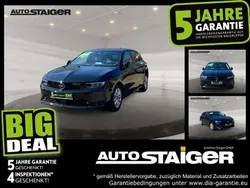 Lackierung schwarz perla nera/typ a Gebraucht 2024 Opel Astra Elegance Limousine | 20.790 € (Guter Preis)