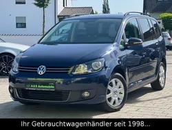 Blau Gebraucht 2012 VW Touran Match Van / Kleinbus | 9.990 € (Fairer Preis)