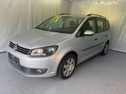 Silber Gebraucht 2010 VW Touran Van / Kleinbus | 4.999 € (Fairer Preis)