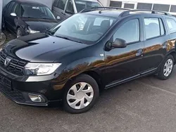 Perlmuttschwarz Gebraucht 2020 Dacia Logan Limousine | 10.390 €