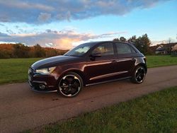 Violet Gebraucht 2014 Audi A1 Sportback S-Line Kleinwagen | 11.900 € (Fairer Preis)