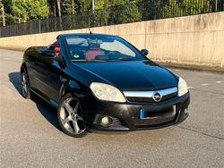 Schwarz Gebraucht 2009 Opel Tigra Cabrio | 2.200 € (Fairer Preis)