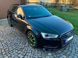 Schwarz Gebraucht 2014 Audi A3 Ambiente Limousine | 9.990 € (Guter Preis)