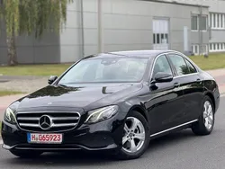 Schwarz unilack Gebraucht 2017 Mercedes E220 Limousine | 20.590 € (Guter Preis)