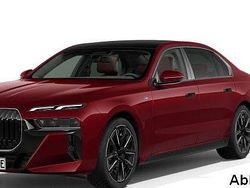 Rot Gebraucht 2024 BMW 750e M Sport Limousine | 98.690 € (Etwas zu teuer)