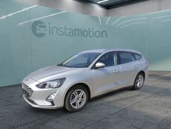 Silber Gebraucht 2022 Ford Focus Cool & Connect Kombi | 19.350 € (Fairer Preis)